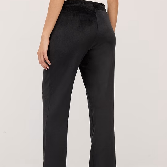 New York & Co Black Hooded Velour Jacket and Pant Lounge Set NWT - Picture 6 of 6